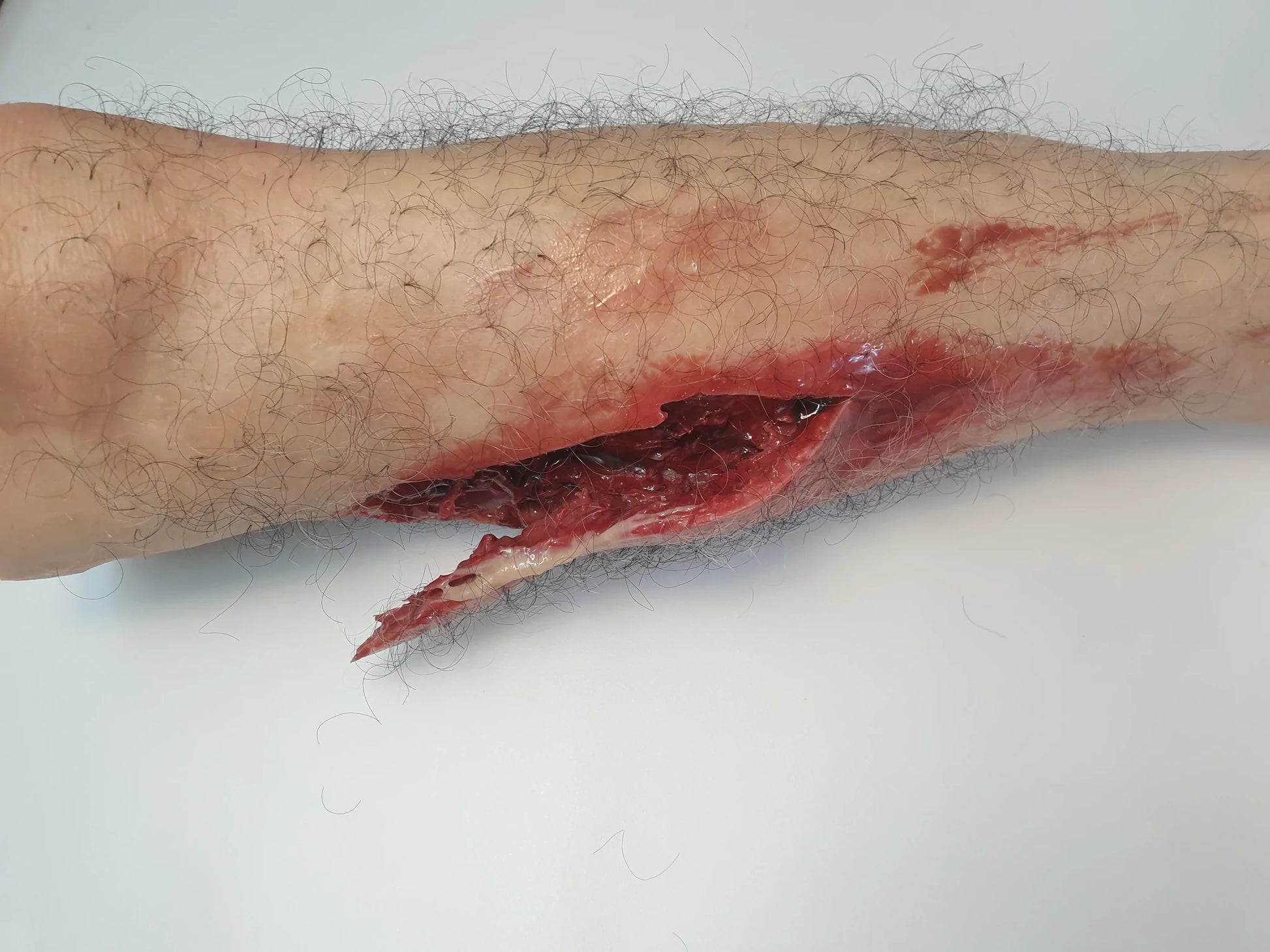MT819 Trauma Training Lower Leg With Foot image 3