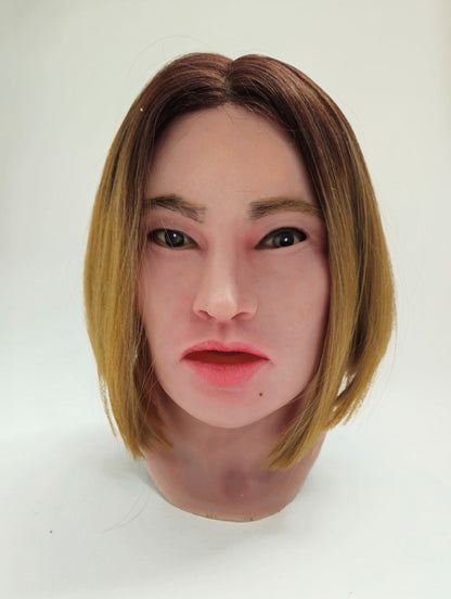 MNU300 - Alice Nursing Anne Facial Overlay image 0